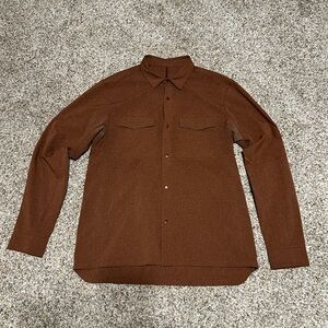 Men’s LuluLemon Long Sleeve Button Down Shirt